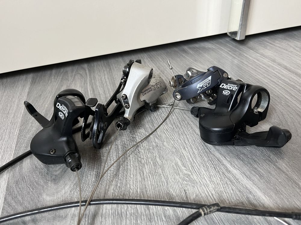 Перекидки і перемикачі Shimano Deore