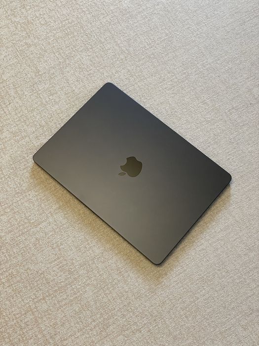 *IDEALNY* MacBook Air M2 8GB RAM 256GB SSD macOS + GRATISY ~250 zł