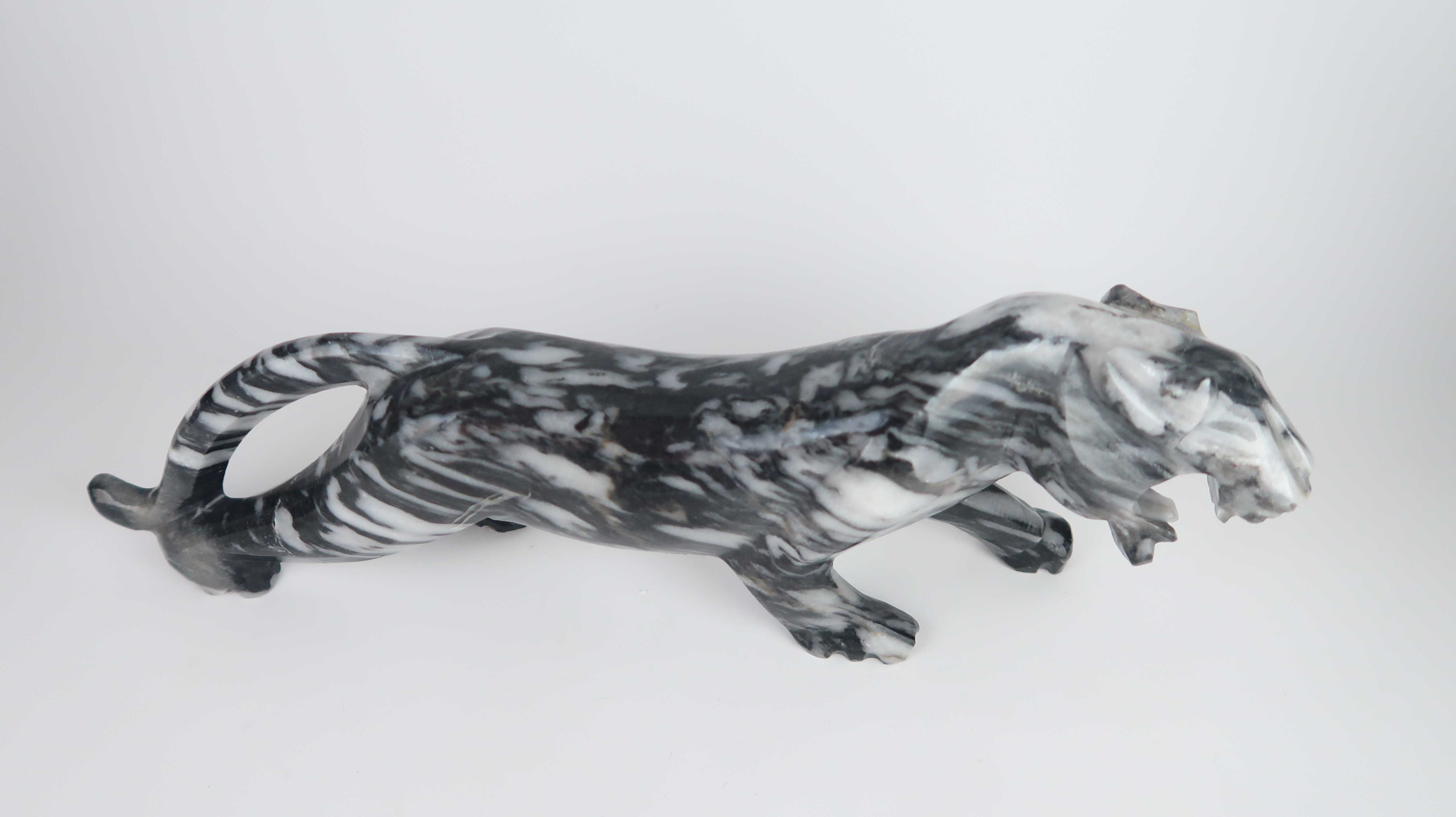 Jaguar - Escultura Art Deco em pedra mármore - 34 cm