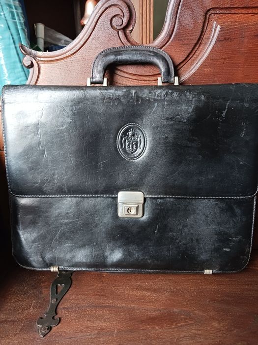 Uma linda pasta de mão