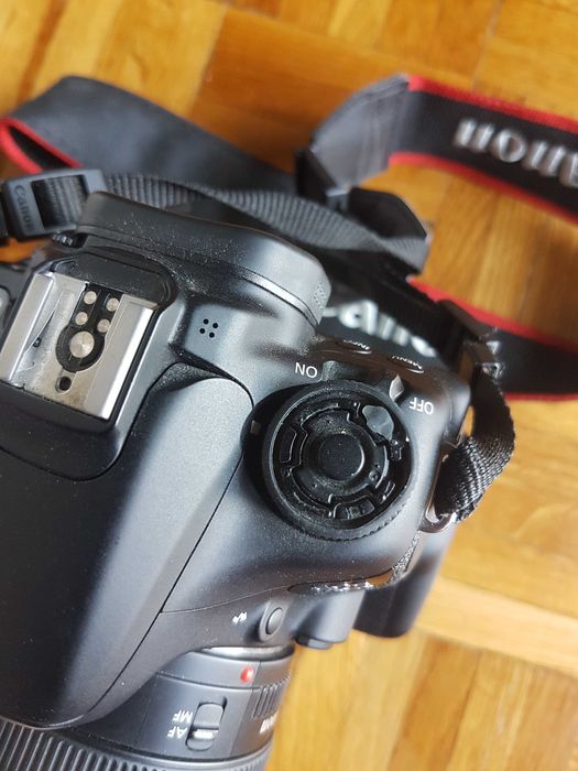 Lustrzanka Canon EOS 70D dwa obiektywy grip torba