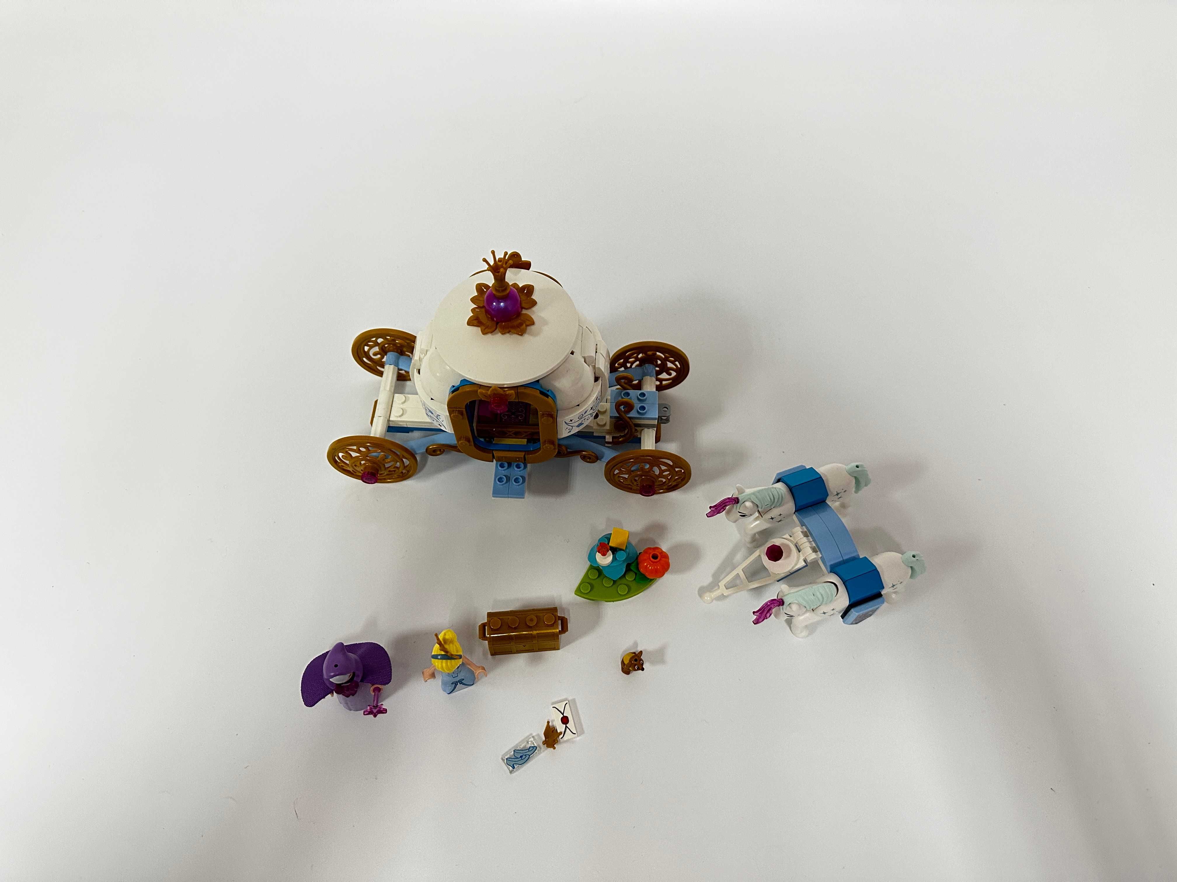 LEGO Disney Королевская карета Золушки 43192,43199