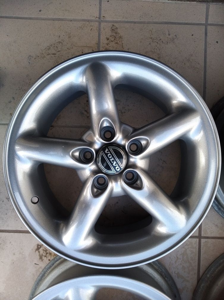 Felgi aluminiowe 16 Volvo S60 V70 S80 5x108