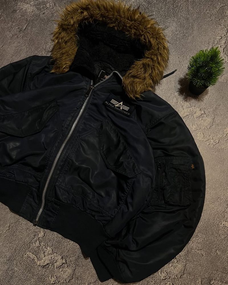 Бомбер Alpha Industries CWU-45 N2-B с капюшоном Alaska swag vintage