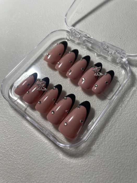 Press on nails handmade