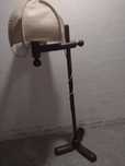Lampa stojąca drewniana że