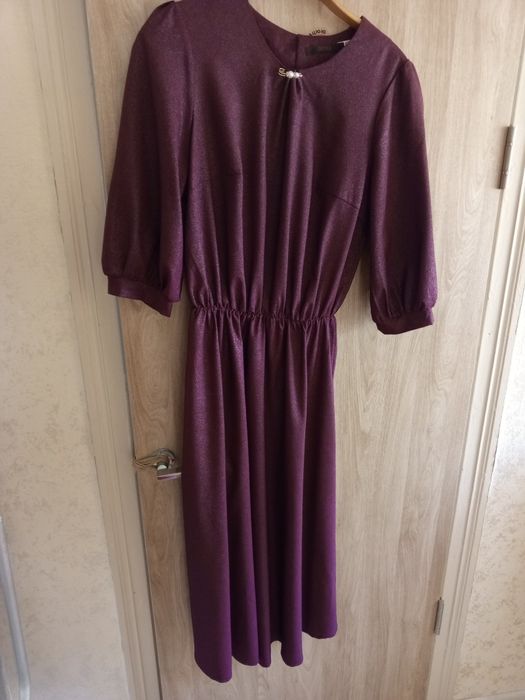 Платье бордовое женское