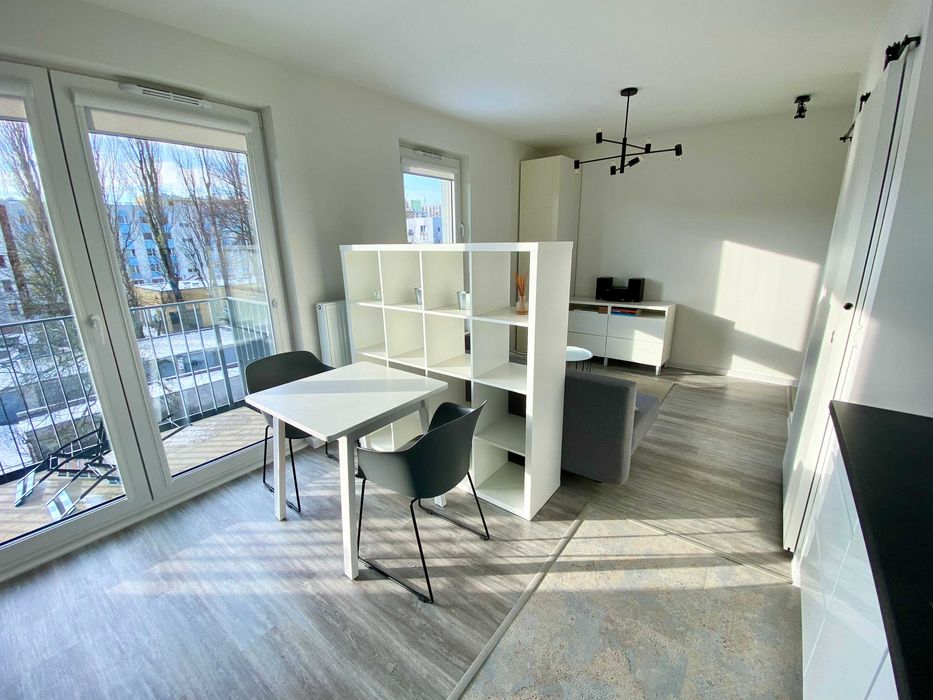Wynajmę | super lokalizacja - studio, balkon, 5 min. od SKM, nowe os.