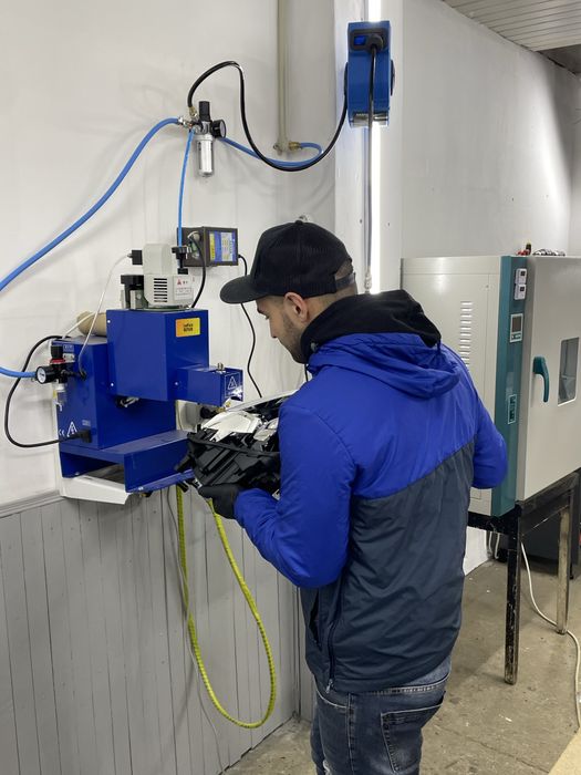 Ремонт фар авто - заміна скла, корпусу, полірування. Перепаковка.