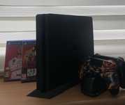 PlayStation 4 Slim 500GB 2 pady + stacja ładująca + gry
