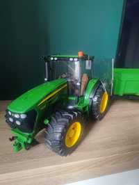 02058 Traktor John Deere 6920 z przyczepą