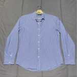 Camisa Riscas Azul e Branco
