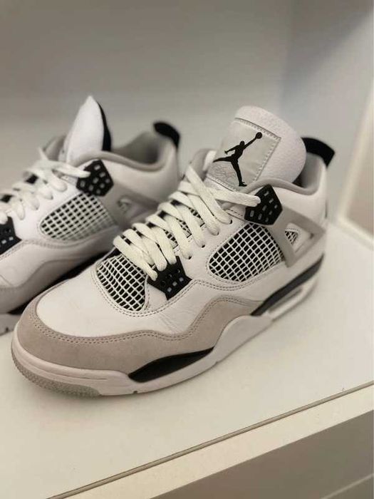 Buty meskie Mokasyny Jordan_4_retro_military_black_R.41