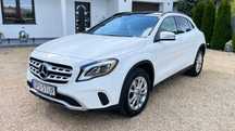 Mercedes-Benz GLA 2.0 benzyna 184km 4MATIC Harman kamery 360 Ambient Panorama salon PL