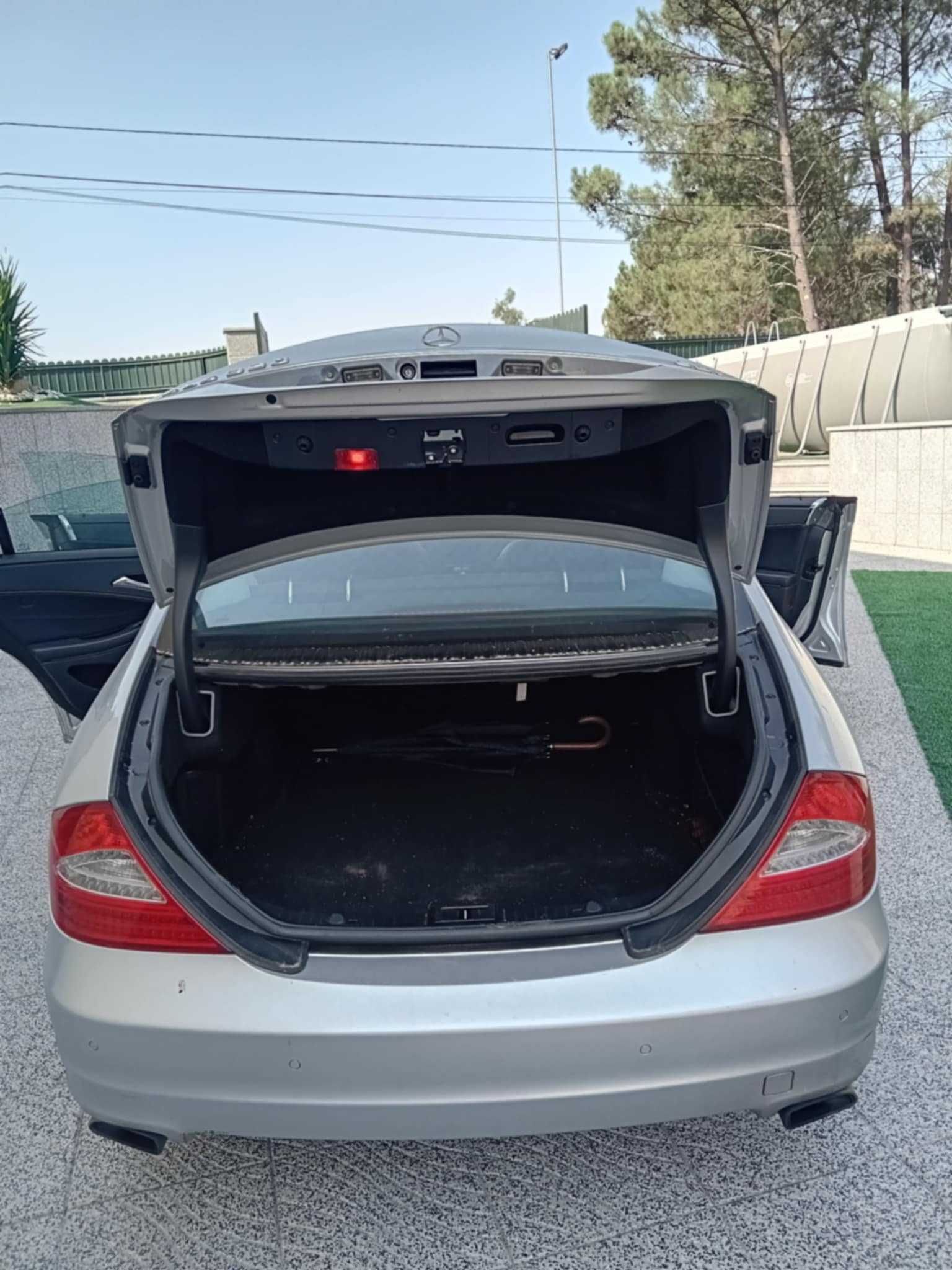 Mercedes-Benz CLS 320 CDi 03/2010 90'000km