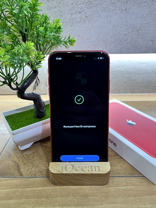 Apple iPhone 11 64Gb Product Red