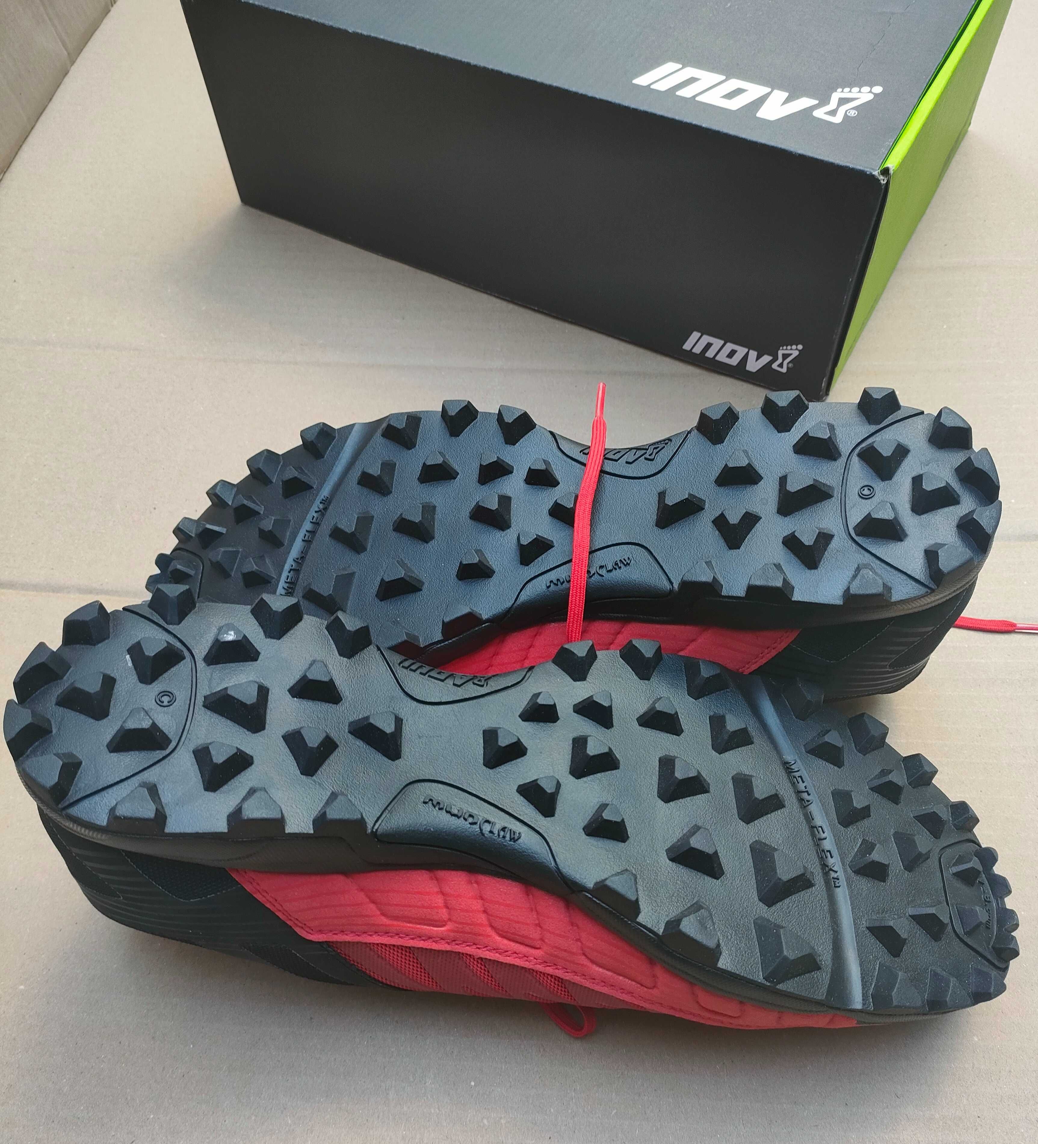 Buty do biegania Inov-8 Mudclaw 300 - rozmiar 47 EU