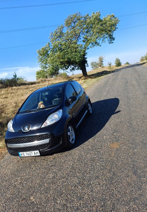 Продам своє авто Peugeot 107