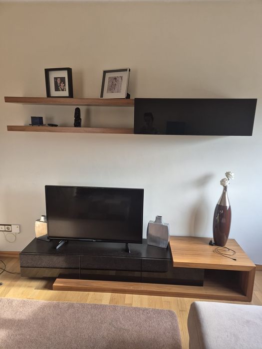 Móvel TV + Prateleiras