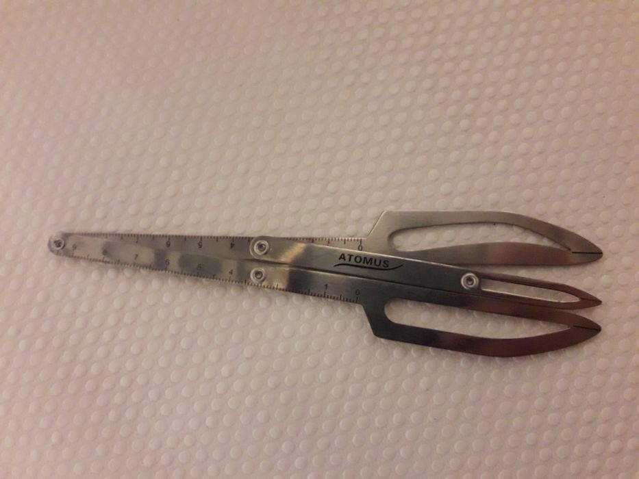 Sprzedam linijkę do brwi