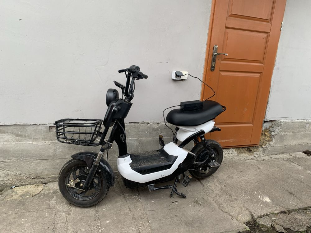 Продам електроскутер