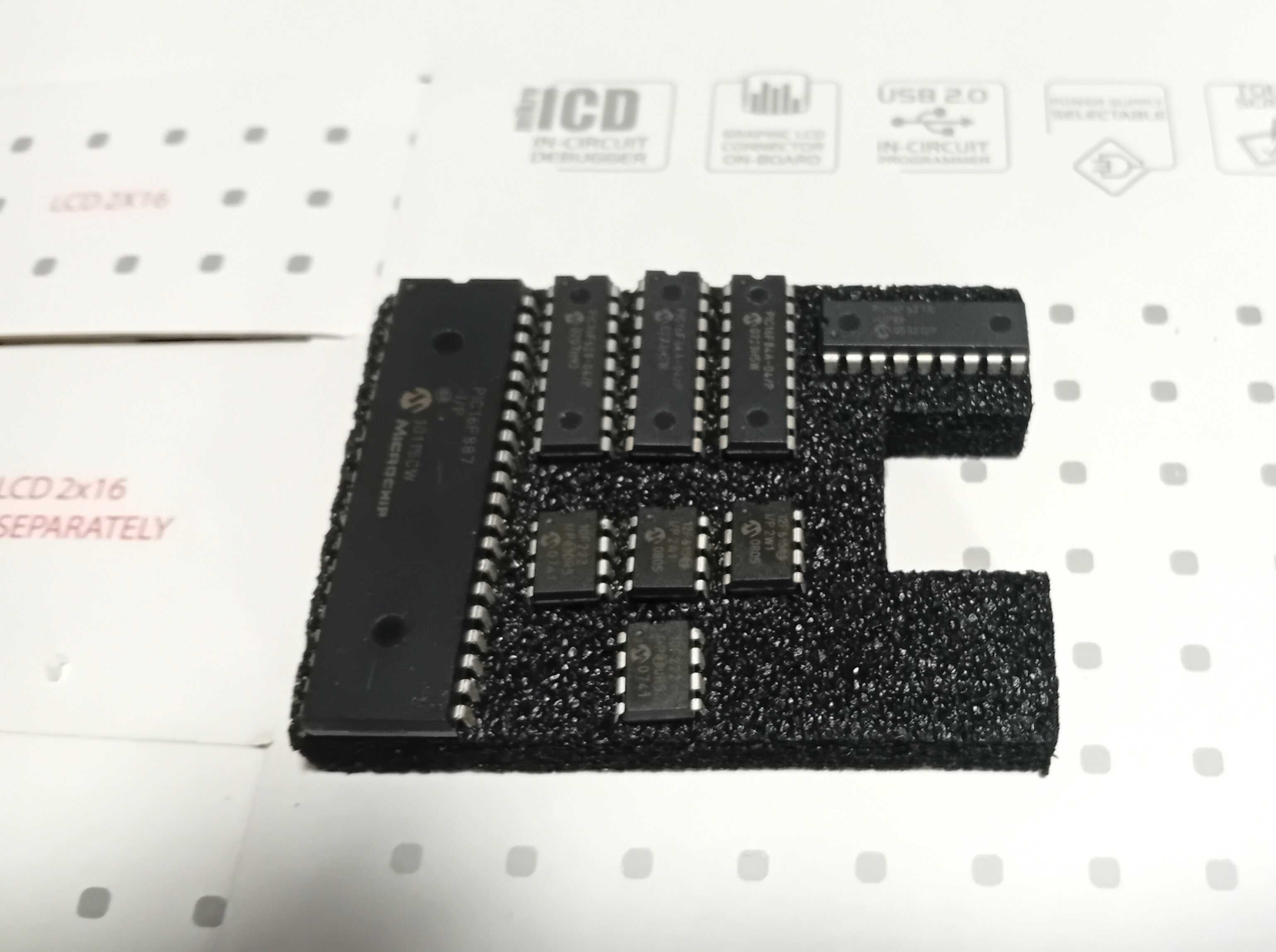 Placa de Desenvolvimento EASYPIC 6 - Mikroelektronica