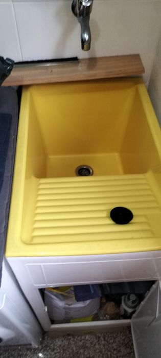 Tanque estreito.
