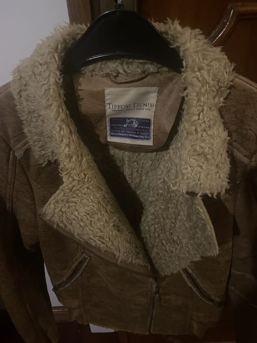 Casaco tiffosi pele castanha e pelo por dentro