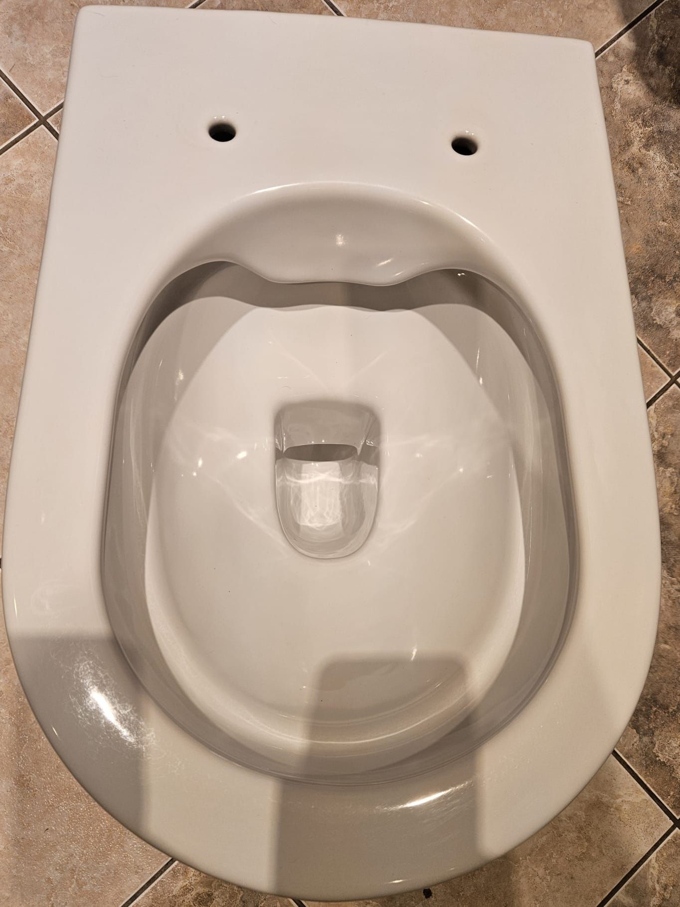 Miska WC Ravak z deską bezkołnierzowa