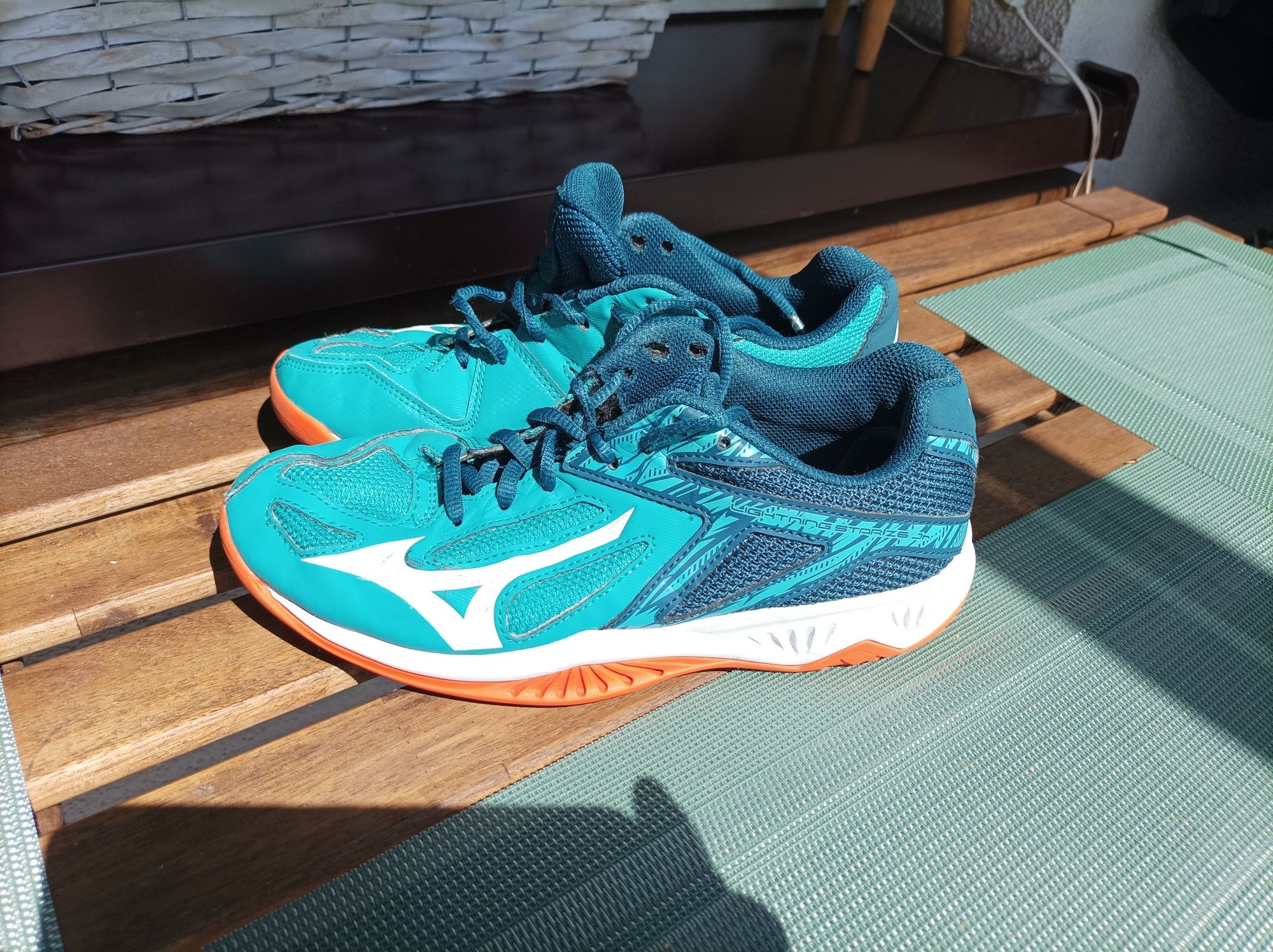Buty do siatkówki Mizuno Lightning star z6 Jr