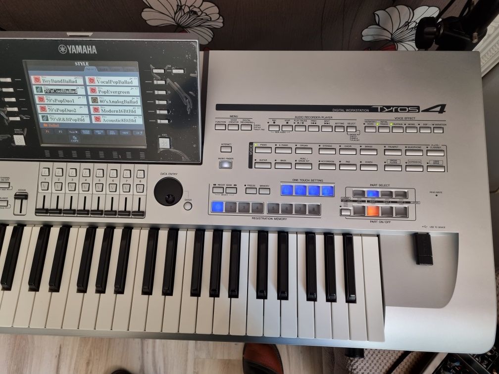 Sprzedam Yamaha tyros 4