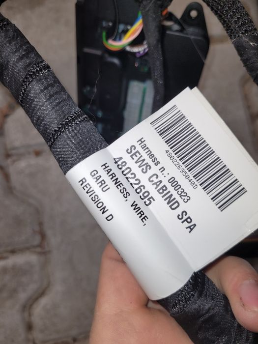 ELEKTRONICZNA JEDNOSTKA CNH wiązka elektryczna podłokietnik new hollan