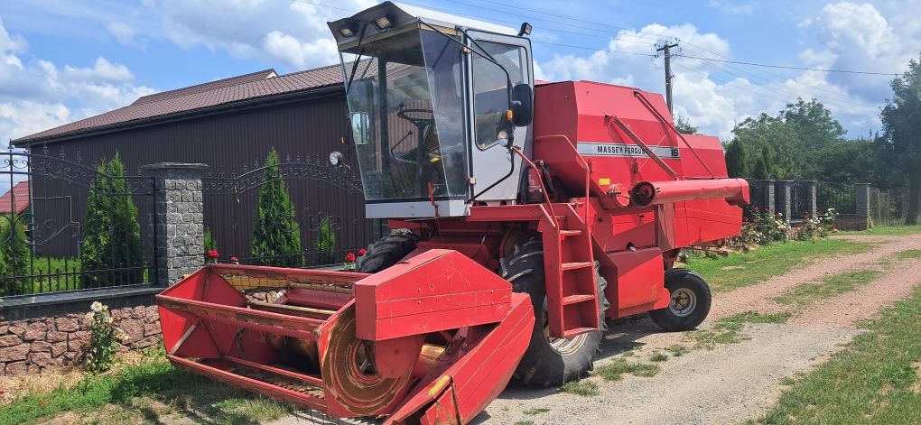 Комбайн Massey Ferguson 16!