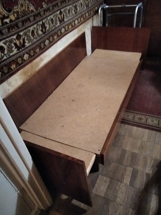 Безкоштовно підліткове розсувне ліжко