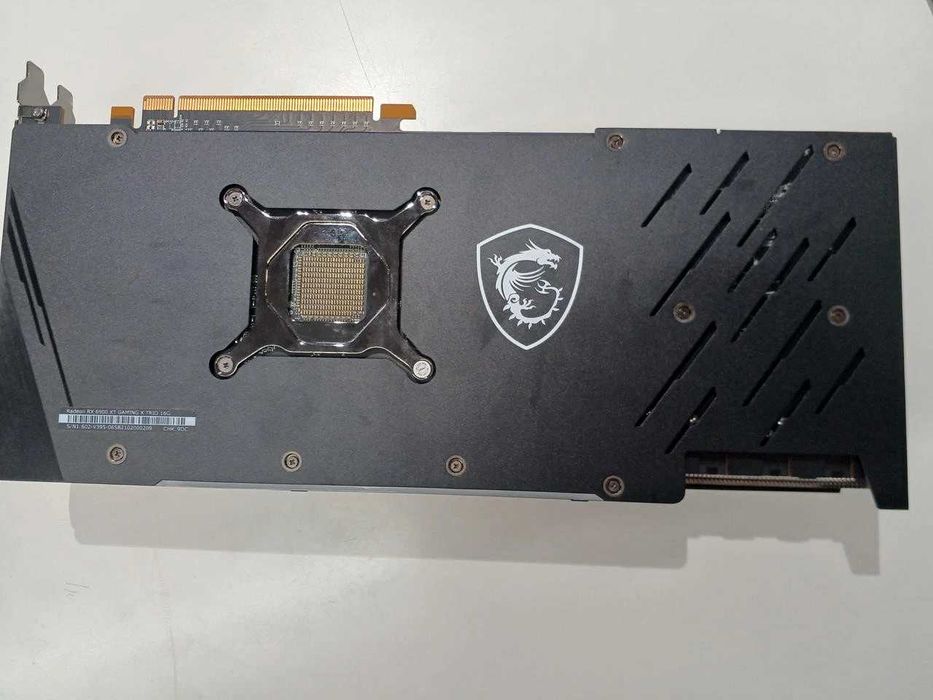 AMD Radeon RX 6900 XT 16 GB GDDR6 - Відеокарта