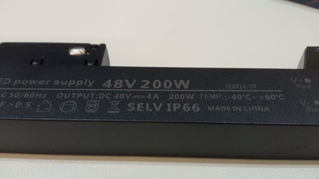 Блок живлення 48v 200w.