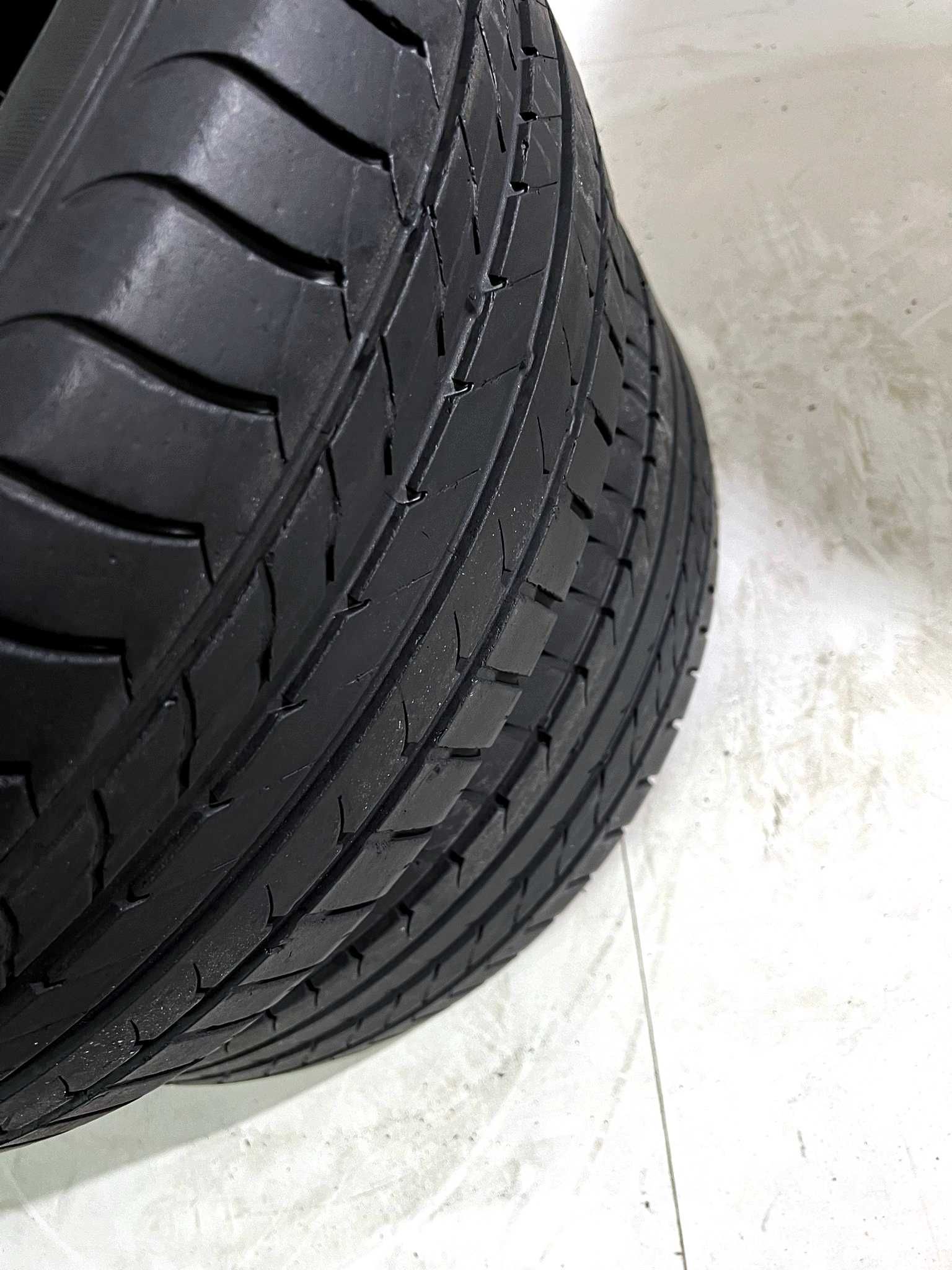 Pneus Goodyear Efficient Grip - 215/50/17 - Excelentes