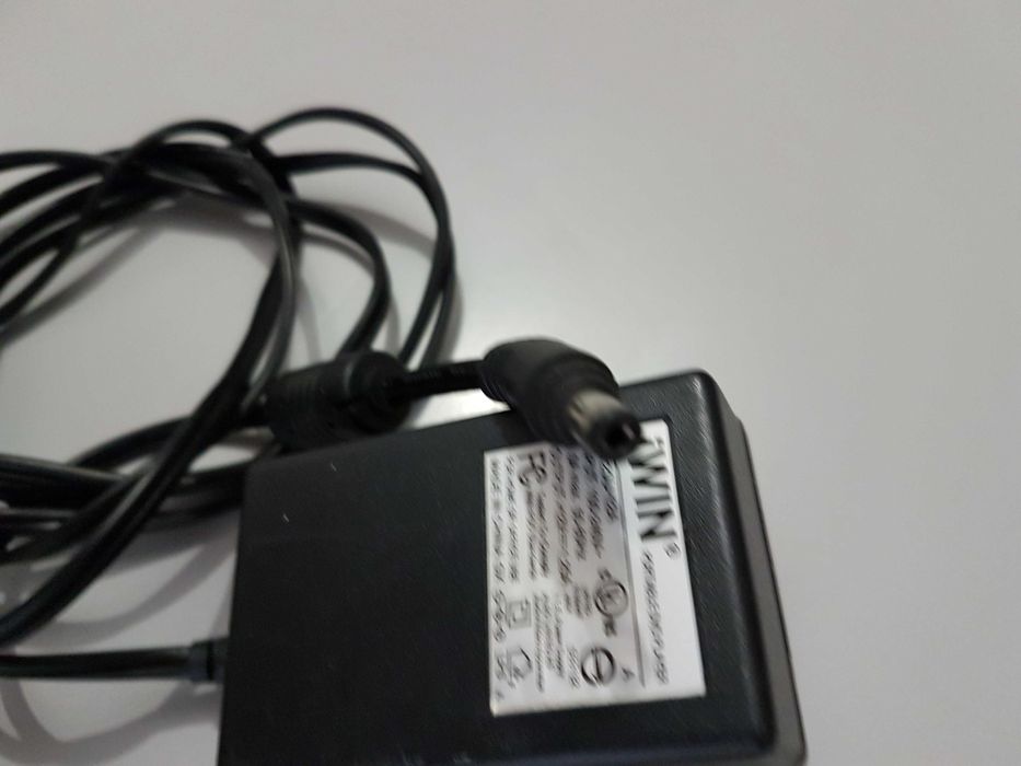 Zasilacz jWIN Portable DVD Player