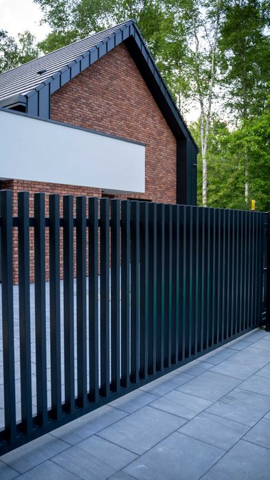 OGRODZENIE frontowe, nowoczesne, grzebieniowe KONSPORT