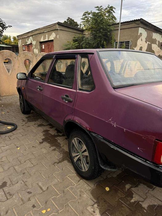 Продам ваз 21099