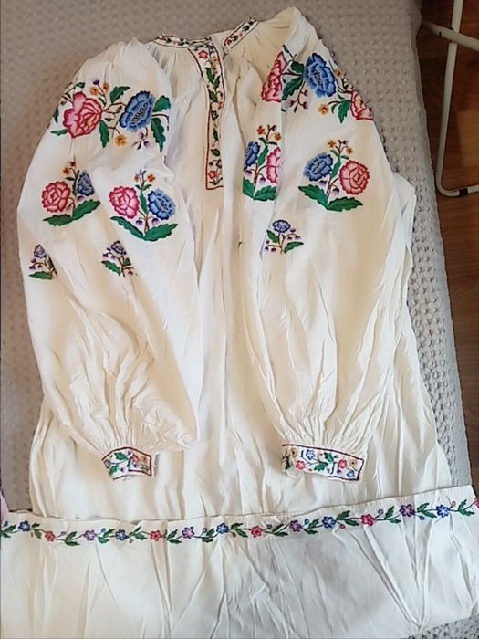 Старовинна вишита сорочка