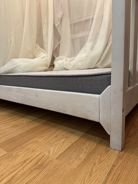 Продам кровать  для принцесы ! Срочно !