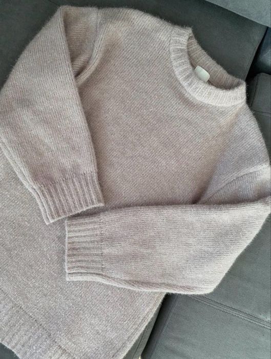 Стильний  светр H&M