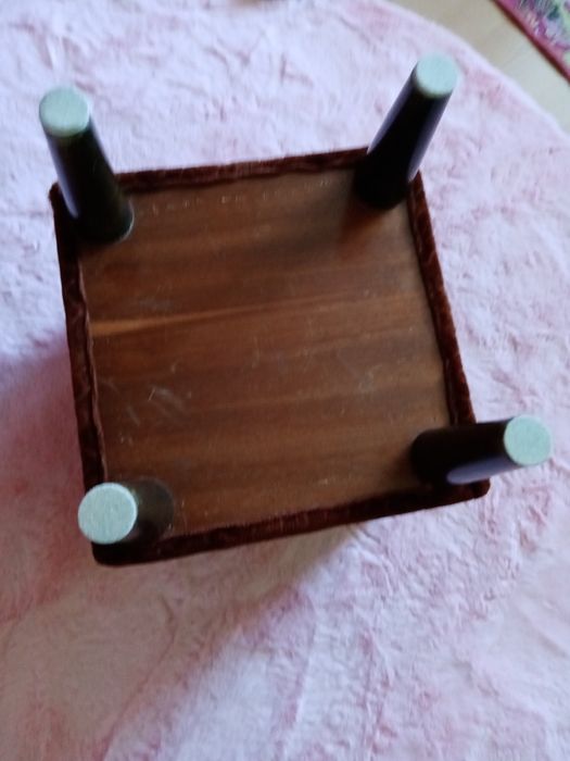 OKAZJA!!! Brązowe używane pufy