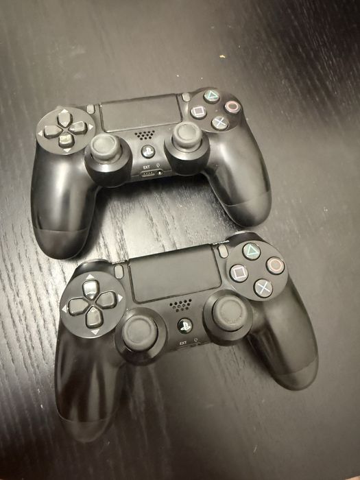 Продам PS4 Pro 1tb