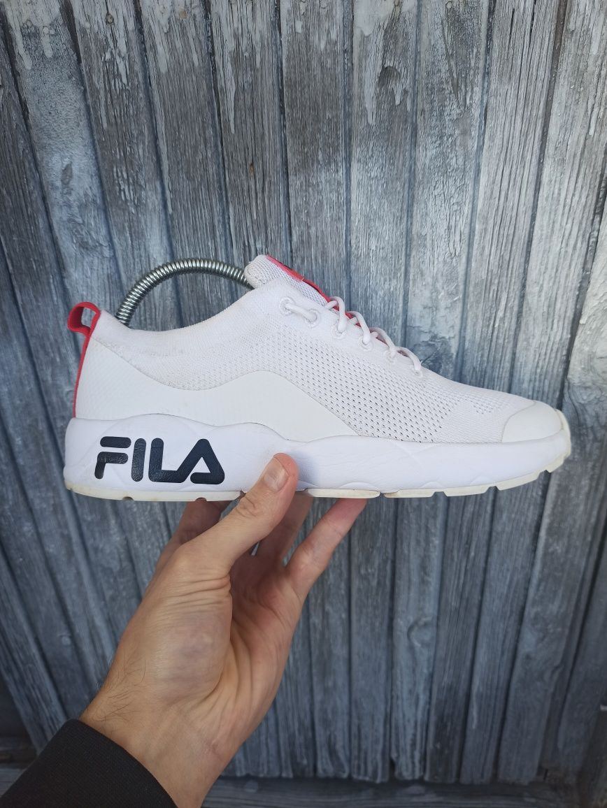 Fila сетка для города и бега асикс брукс мизуно