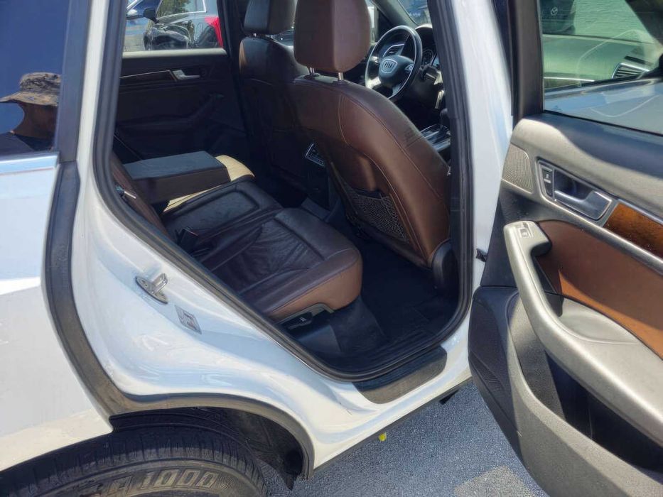 Audi Q5      2015