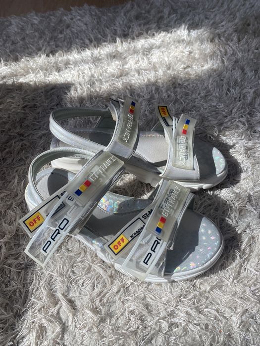 Босоніжки дівчачі дитячі