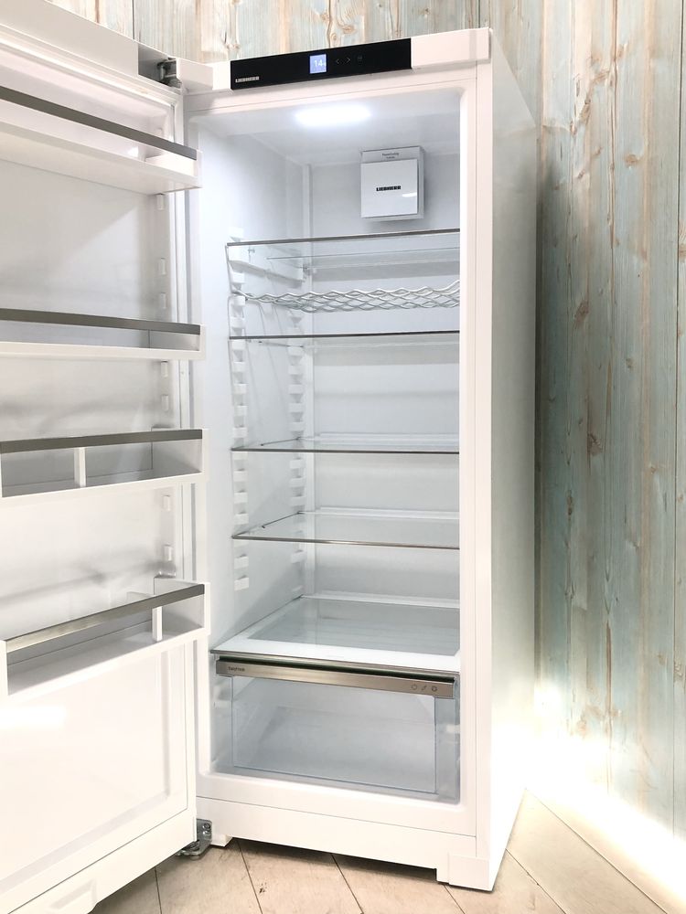 Холодильник Liebherr Re 4620 нове покоління, стан нового