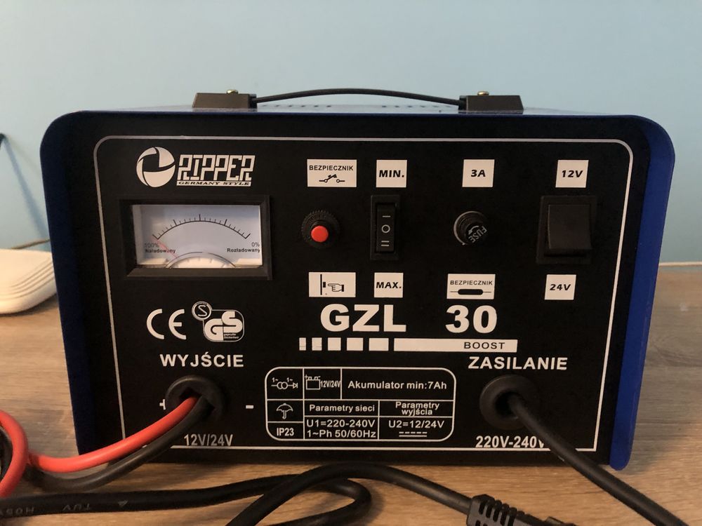 Універсальний зарядний пристрій для акумуляторів Ripper GZL-30